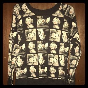 Marilyn Monroe Reversible sweater💕